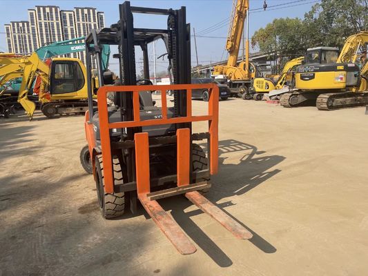 5 toneladas Toyota 7FD50 Camión elevador de horquilla usado Fácil operación Camiones elevadores de horquilla usados