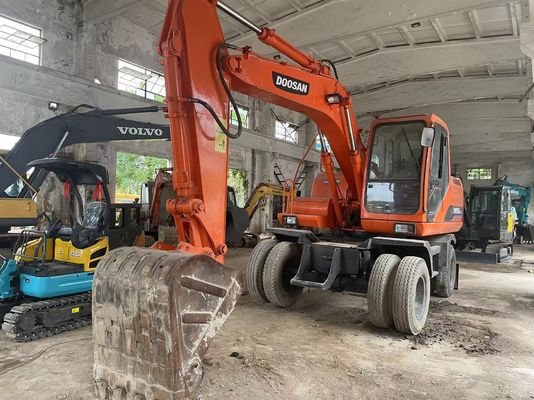 Control inteligente Excavadora usada DH150W-7 Excavadora de ruedas Doosan 2012 año