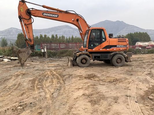 Color original Excavadora de ruedas usada Doosan DH210W-7 En buen estado/Excavadora de ruedas usada Doosan a la venta