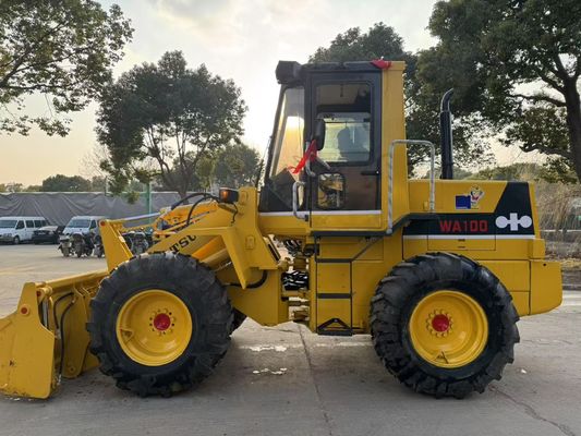 Original Japón Usado Komatsu WA100-1 Cargadores de ruedas trabajando en el jardín