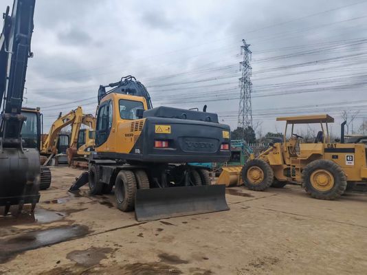 Excavadora de ruedas usadas Volvo EW170BLC en venta en América del Sur