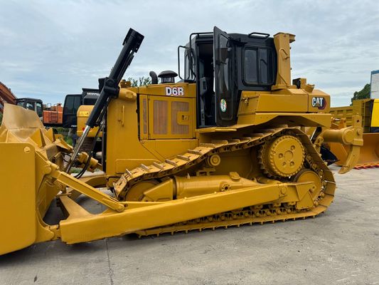 Excavadora Caterpillar D6R usada en oferta especial en Japón con desgarrador hidráulico