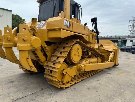 Excavadora Caterpillar D6R usada en oferta especial en Japón con desgarrador hidráulico