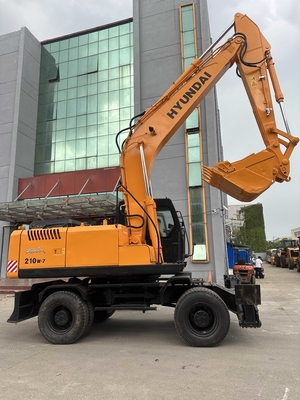 Excavadora de ruedas Hyundai R210W-7 coreana original en excelente estado